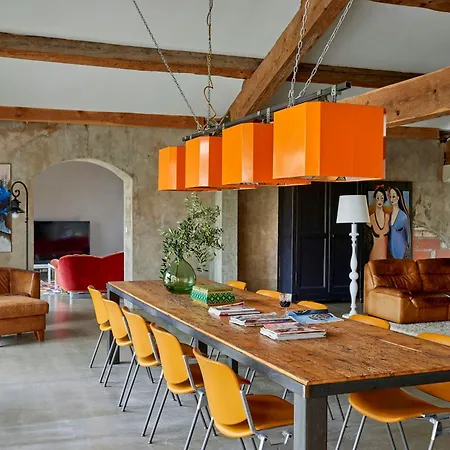 Dom wakacyjny Loft In Converted Wine Cellar In Occitania Villedaigne